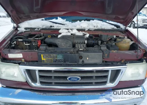 2006 Ford E-350 Super Duty Chateau/Xl/Xlt from USA, damaged, VIN 1FBNE31L86HA36891